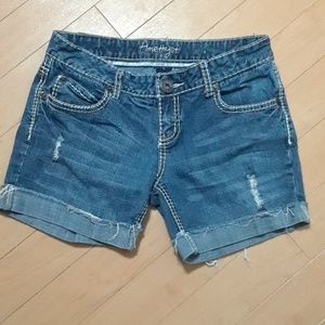 Amethyst denim shorts